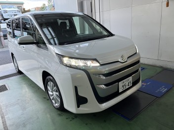 ランディの試乗車に11インチナビを取付?!